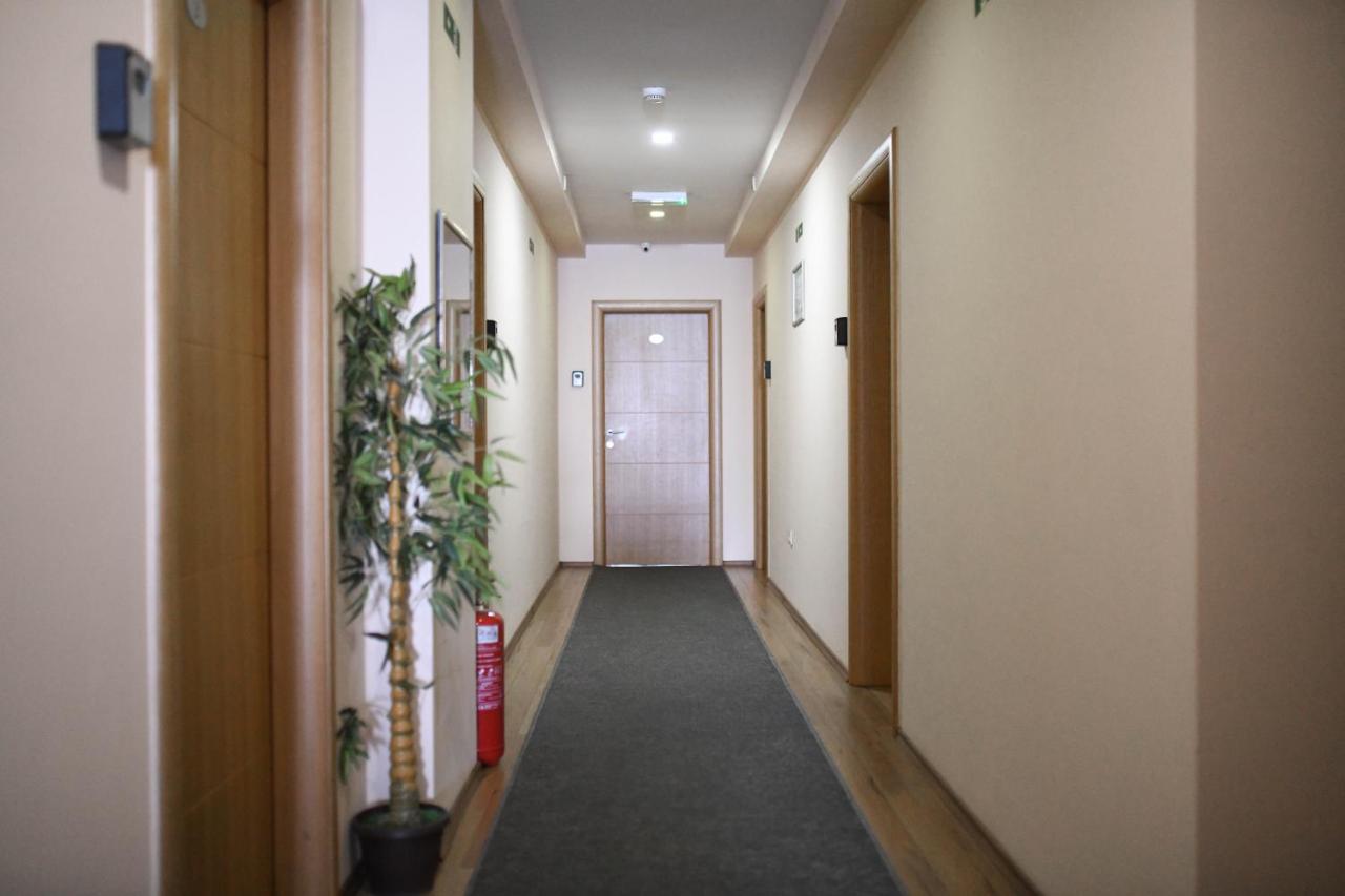 Hotel Garden Novi Sad Exterior photo