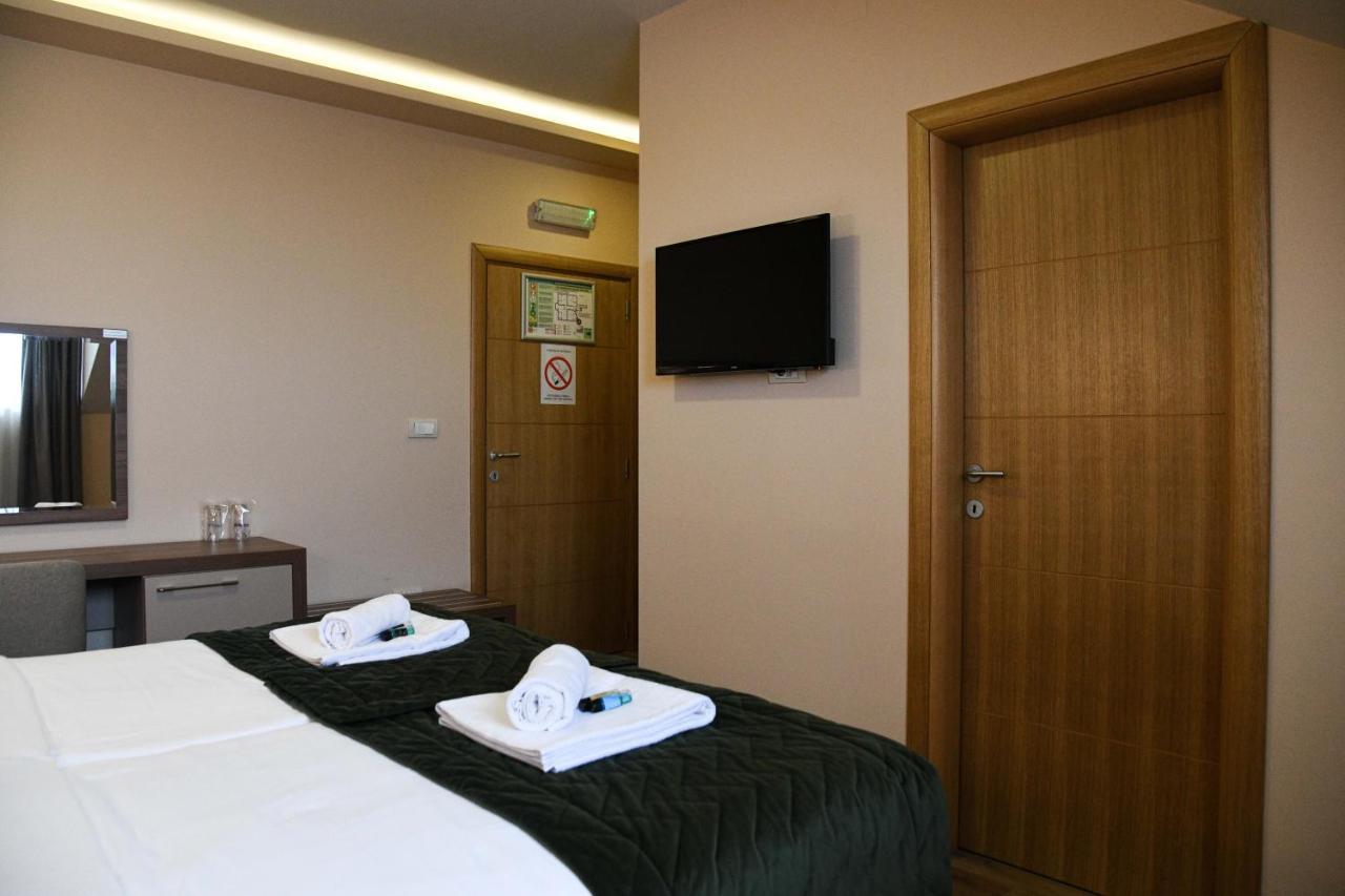 Hotel Garden Novi Sad Exterior photo